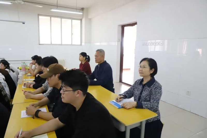 2025年度全省高校春季学期思政课“大听课 大调研”活动第四调研组到网投官网听课调研