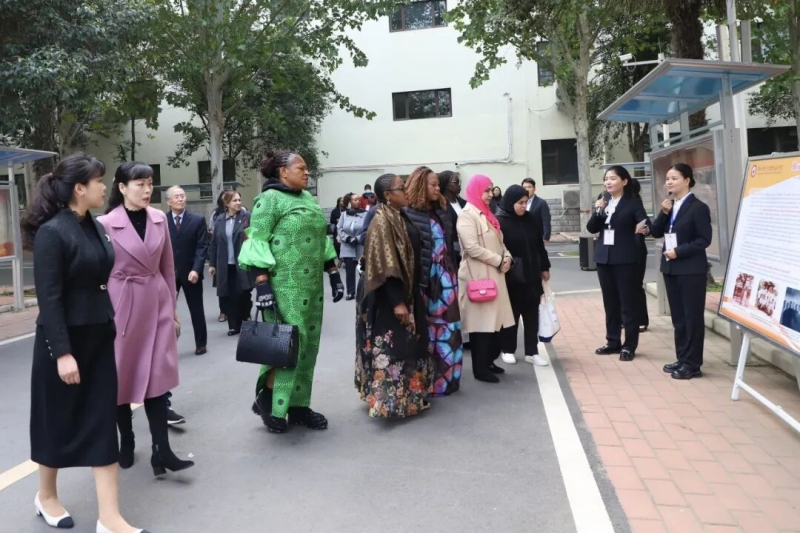 非洲女性议员研讨班一行参访网投官网