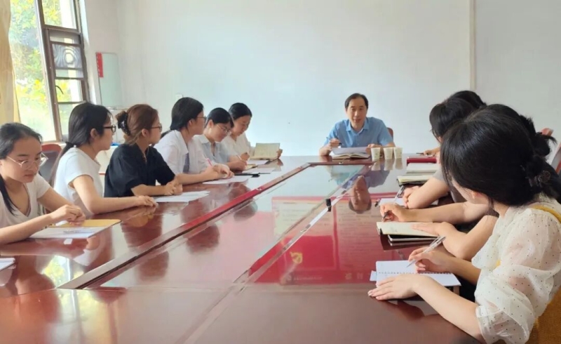 网投官网副校长张臻教授深入药学与医学技术学院开展专题调研