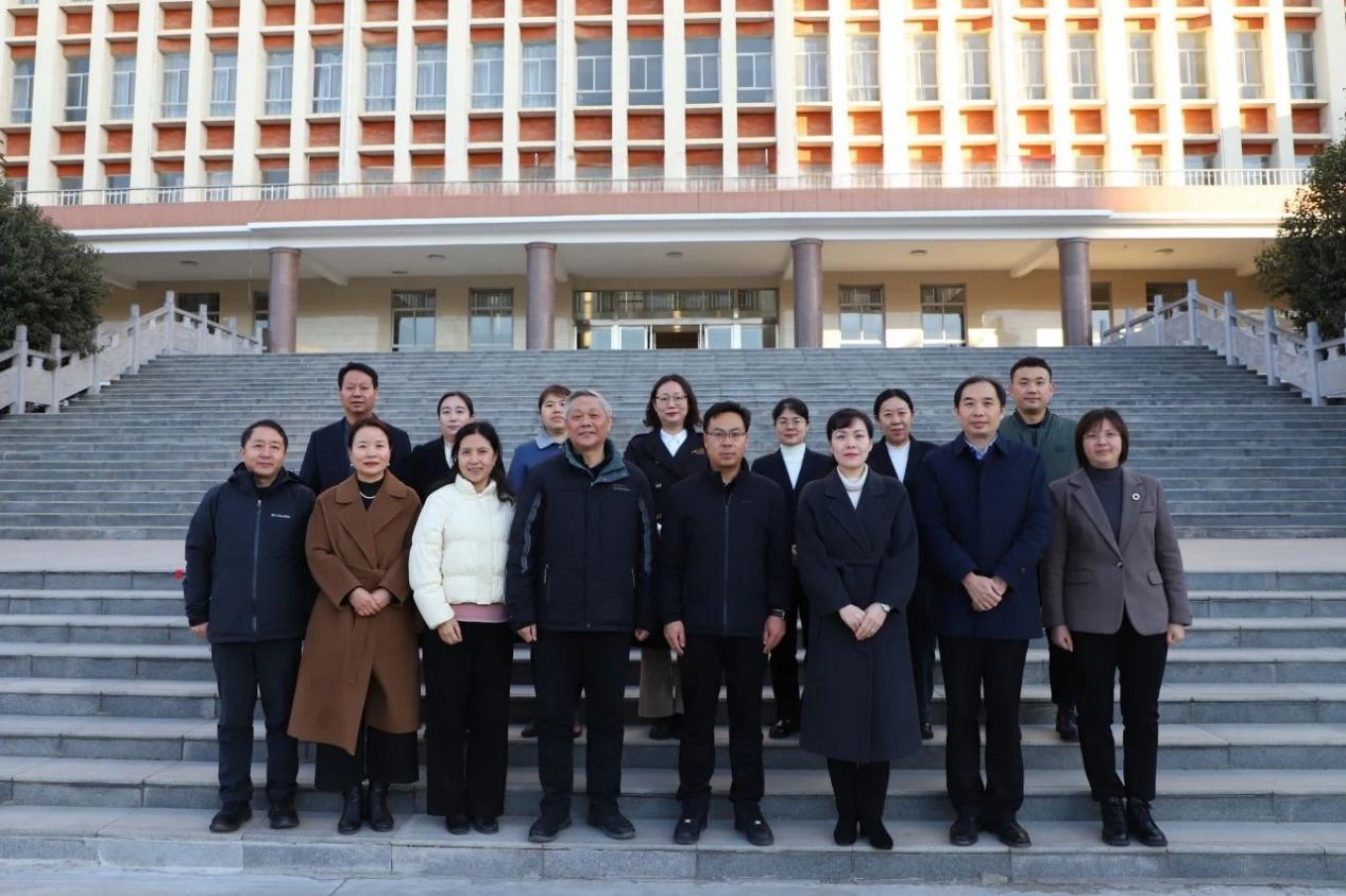 网投官网召开2024年度职称评审会议