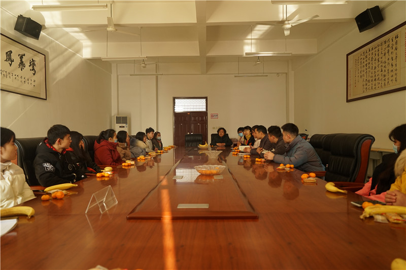网投官网召开少数民族学生座谈会