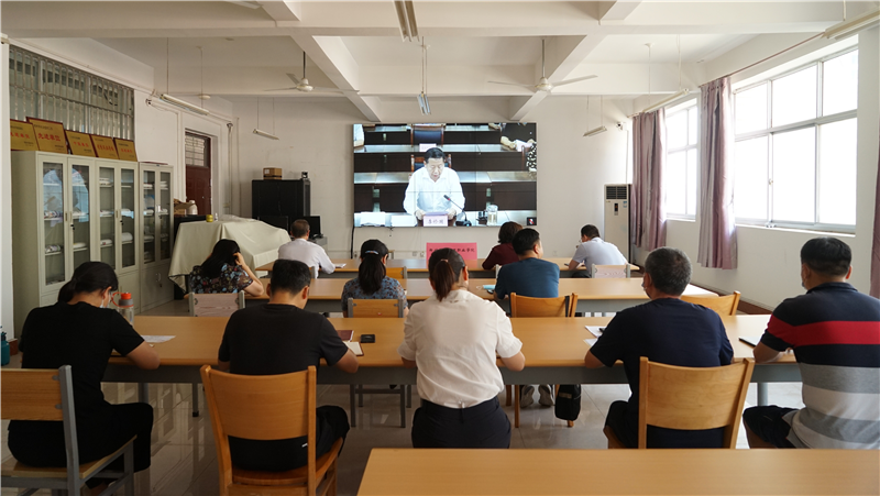 网投官网组织收看全省学校灾后恢复重建工作调度会议