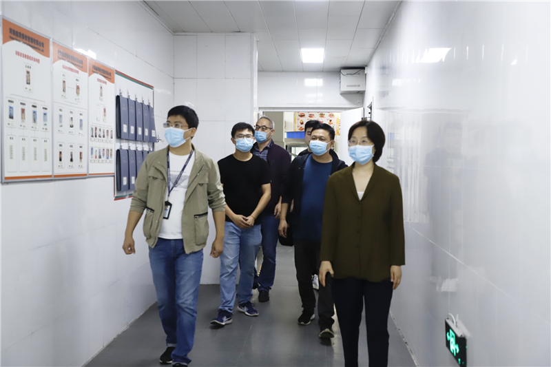 高新区社会事业局疫情防控验收组到网投官网检查开学准备工作