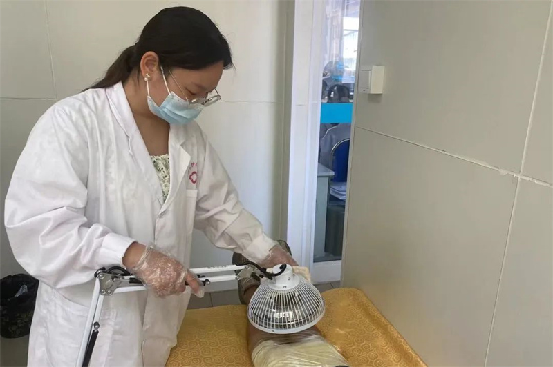 【康复治疗系】网投官网康复治疗系2021级学生陆续进入实习岗位