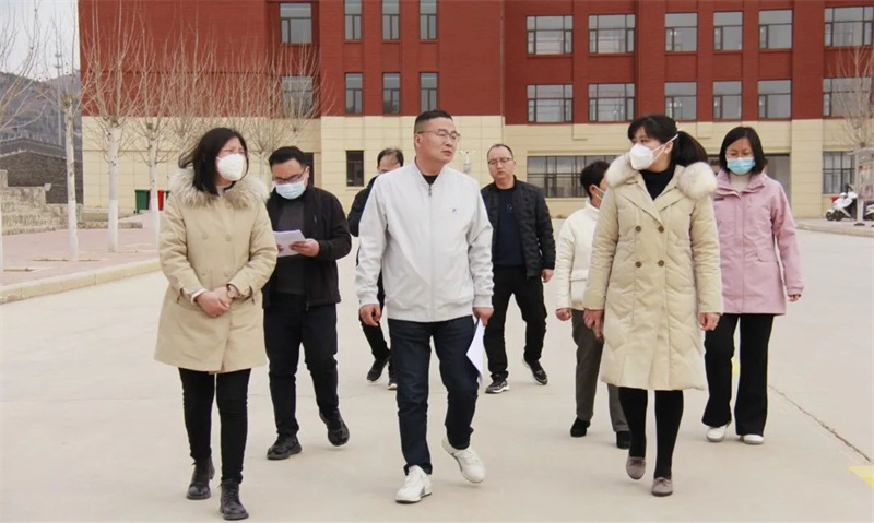 新密市纪委领导一行到网投官网新密校区调研清廉学校建设工作
