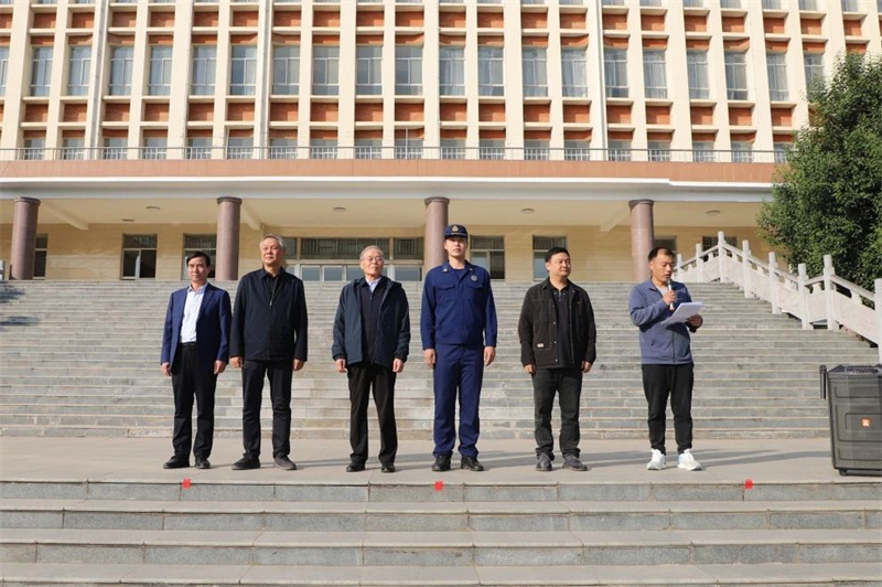 网投官网与高新区消防救援大队联合开展消防安全技能培训及实战演练